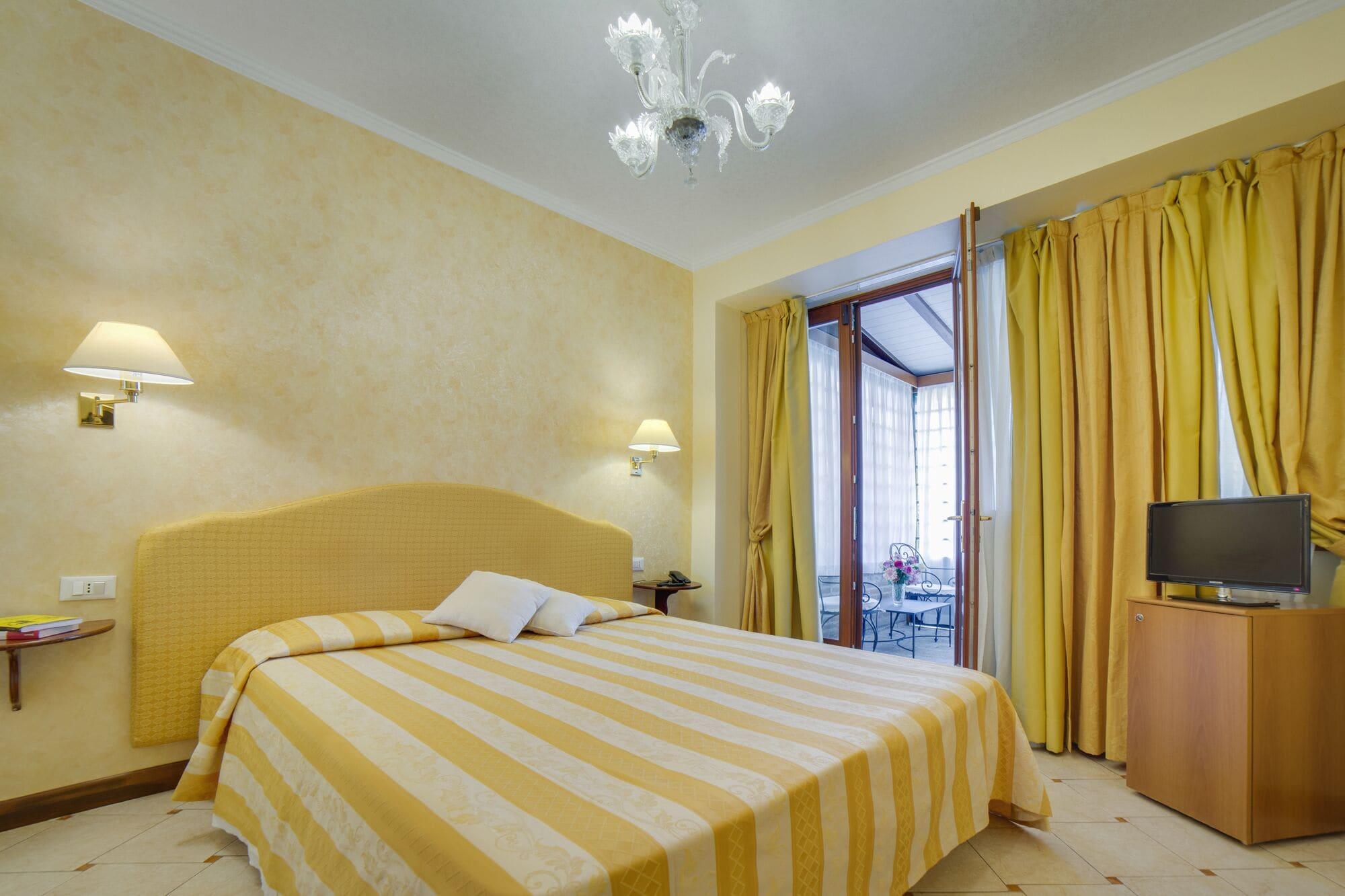 Hotel La Meridiana Lido di Venezia Exterior photo