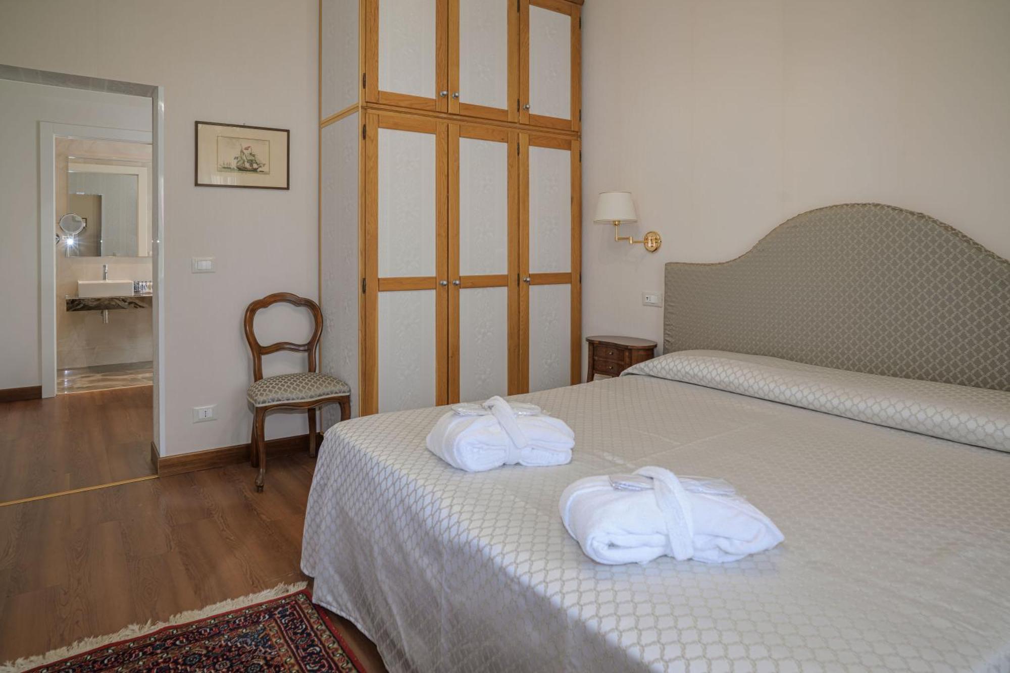 Hotel La Meridiana Lido di Venezia Exterior photo