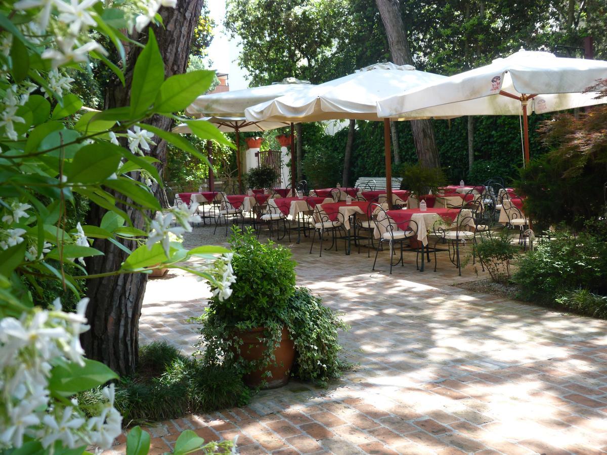Hotel La Meridiana Lido di Venezia Exterior photo