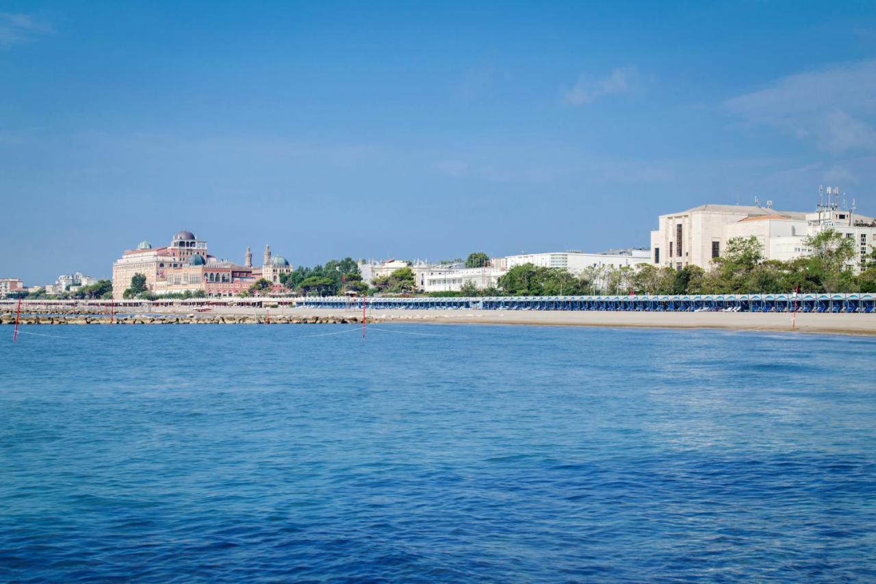 Hotel La Meridiana Lido di Venezia Exterior photo